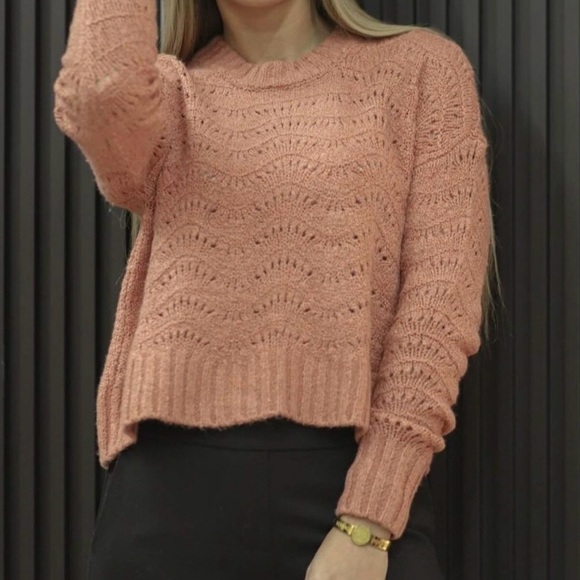 American Eagle Outfitters Knit Sweater - Picture 2 of 8